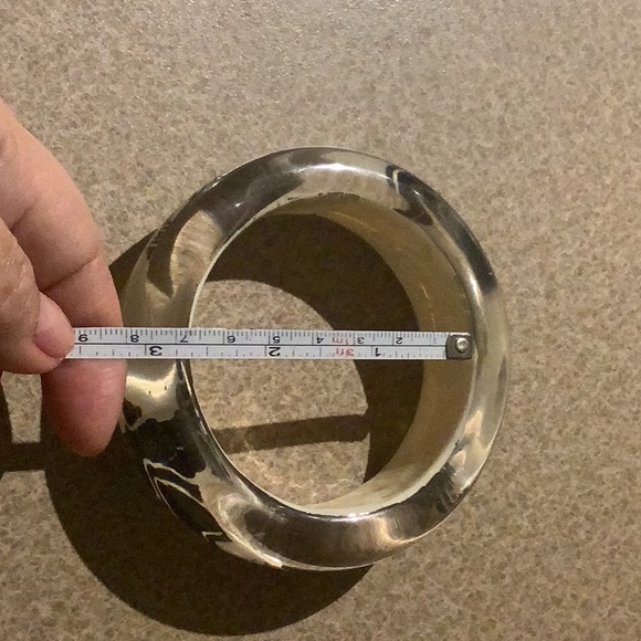 Vintage Retro Lucite Bracelet Bangle black design on cream, stunning quality - Picture 13 of 13